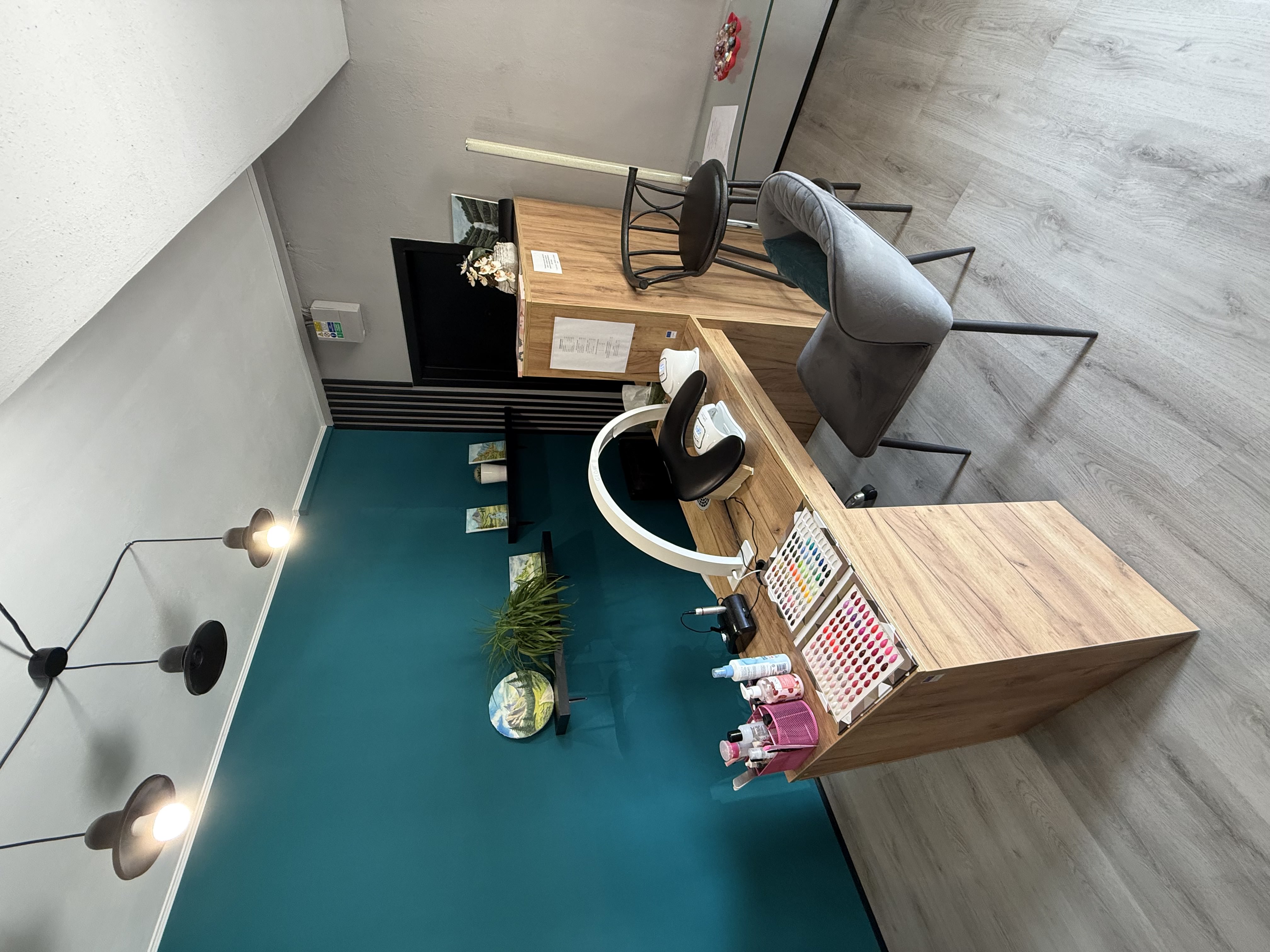 Salon Interior
